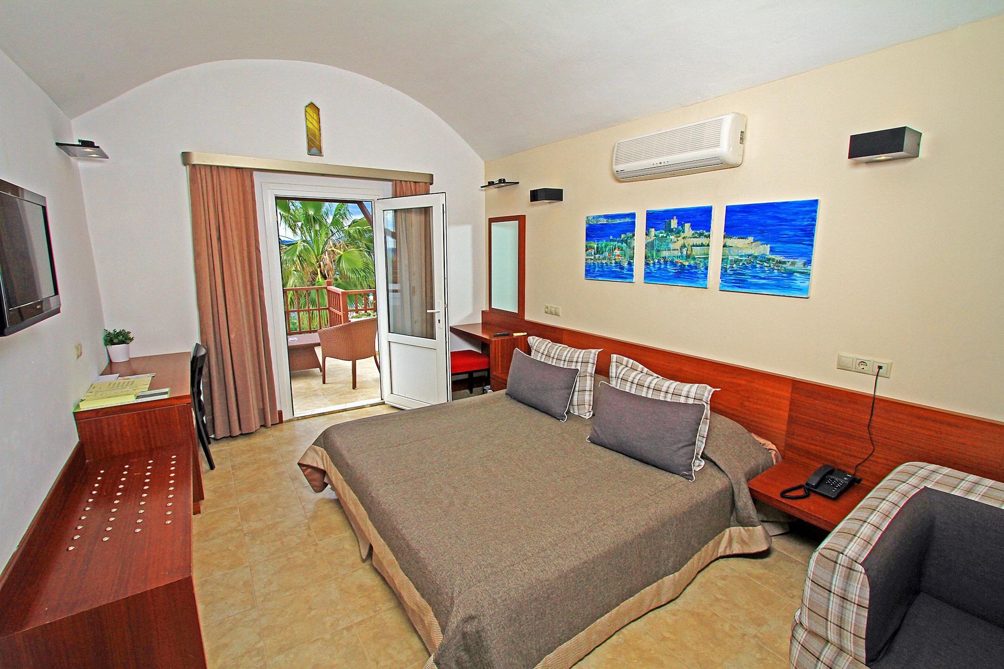 בודרום Manastir Hotel & Suites מראה חיצוני תמונה