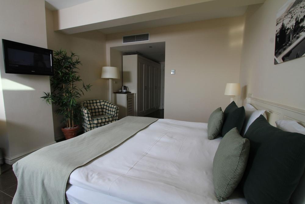 בודרום Manastir Hotel & Suites מראה חיצוני תמונה