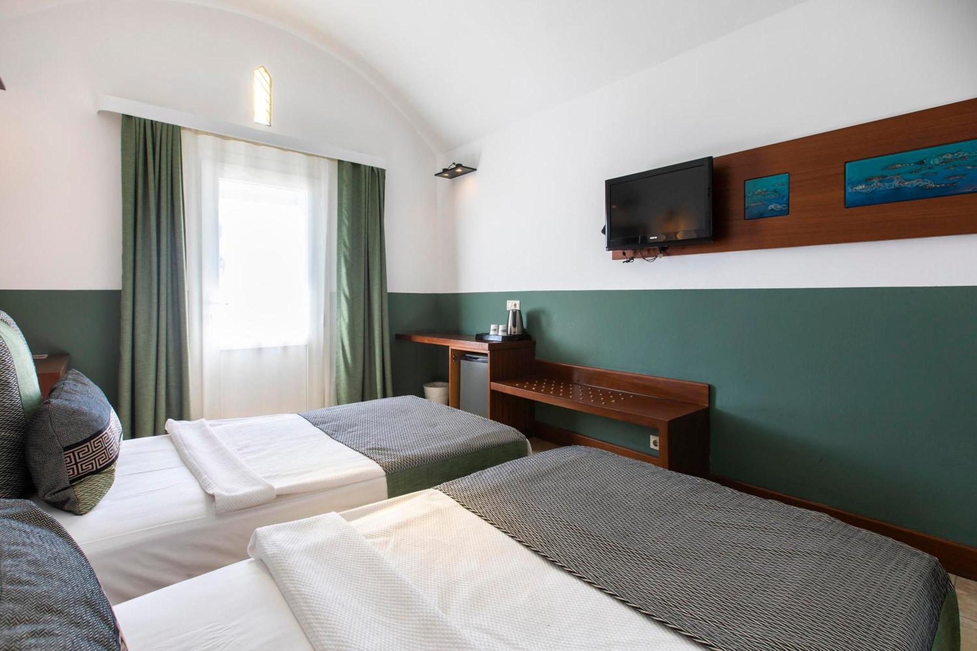 בודרום Manastir Hotel & Suites מראה חיצוני תמונה