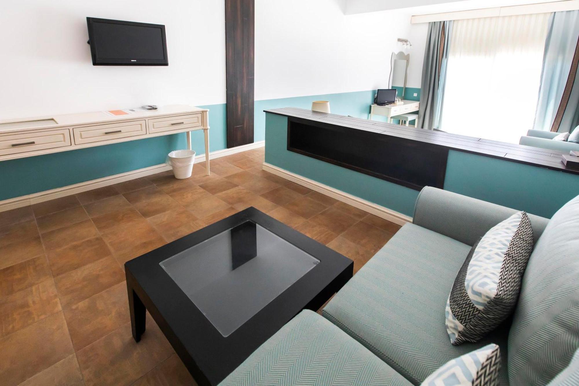 בודרום Manastir Hotel & Suites מראה חיצוני תמונה