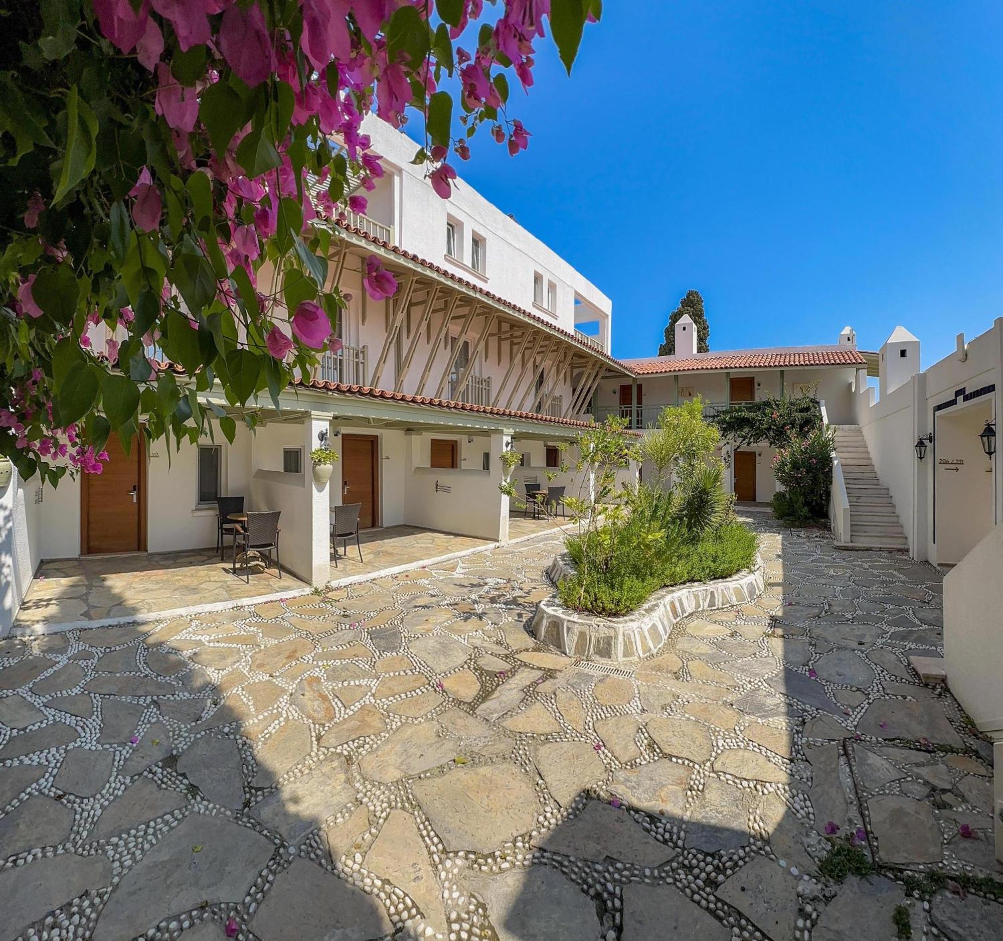 בודרום Manastir Hotel & Suites מראה חיצוני תמונה