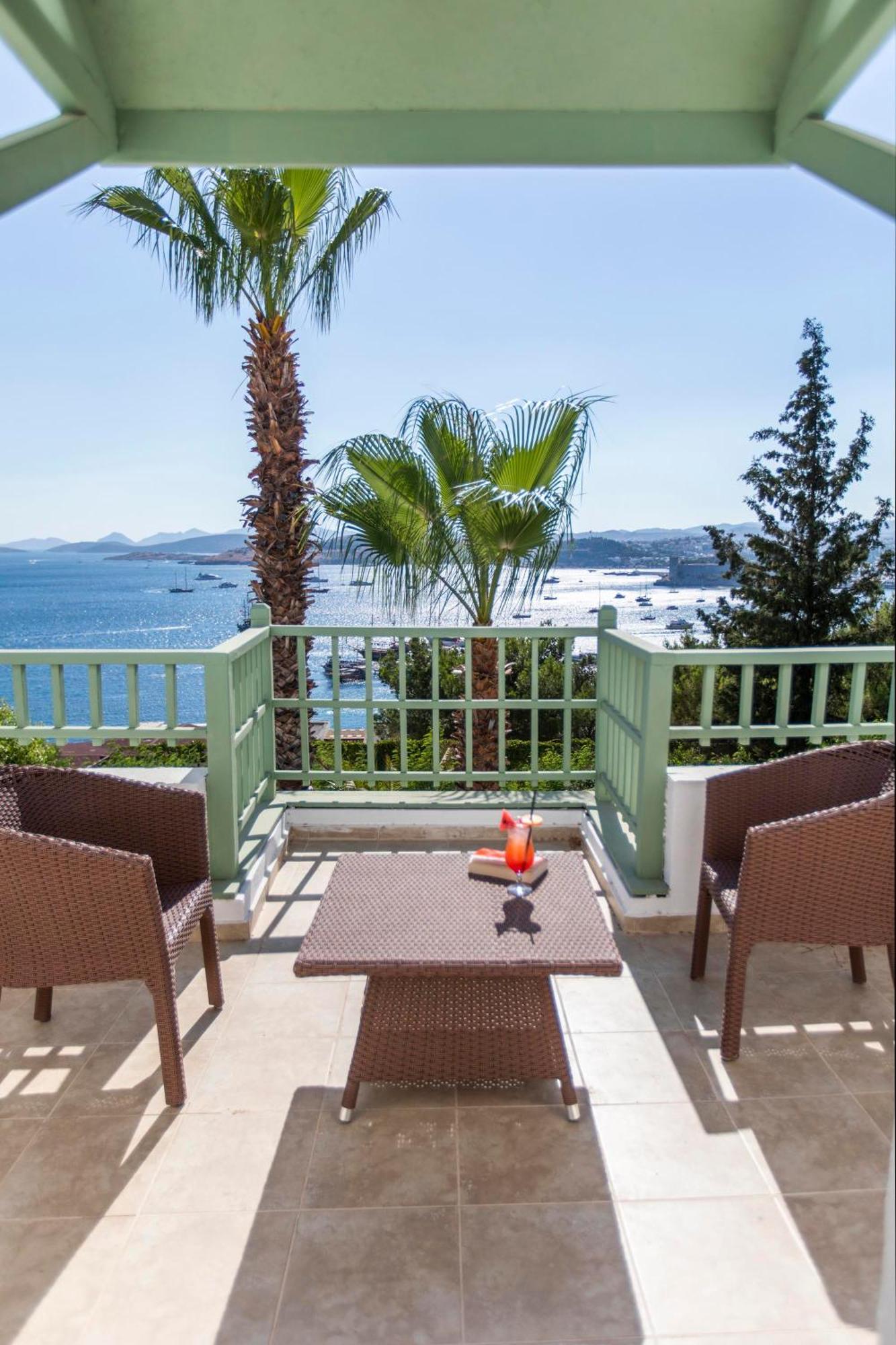 בודרום Manastir Hotel & Suites מראה חיצוני תמונה