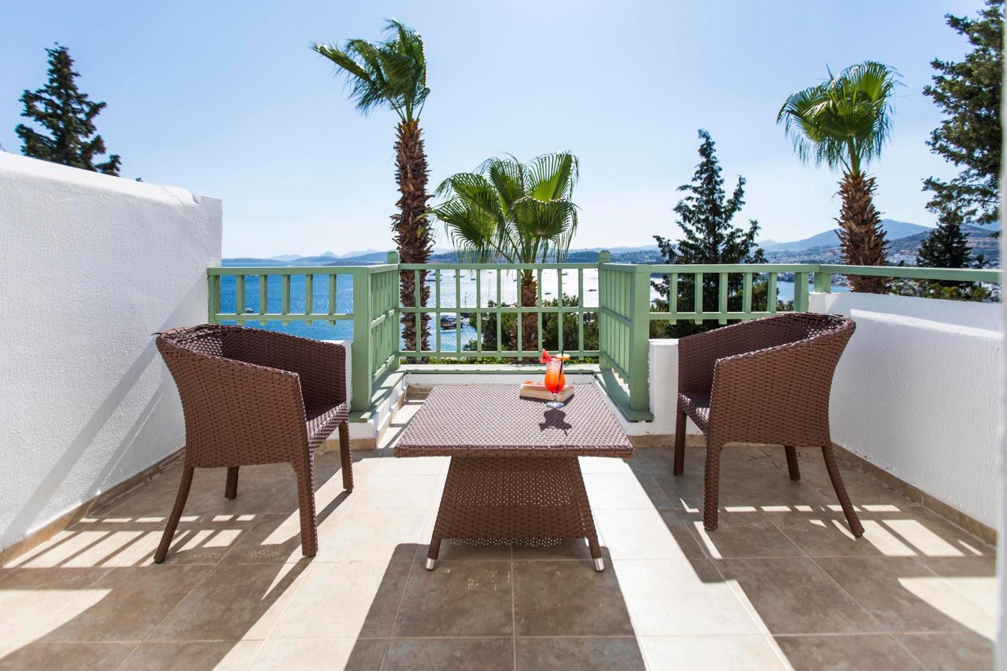 בודרום Manastir Hotel & Suites מראה חיצוני תמונה